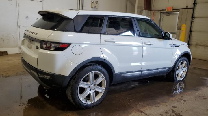 Land Rover RANGE ROVER EVOQUE PURE PREMIUM 2015