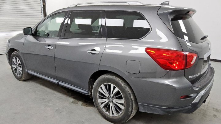 Nissan Pathfinder S 2019