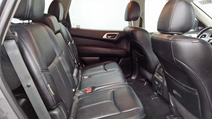 Nissan Pathfinder S 2019