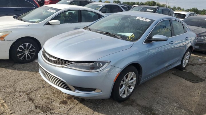 CHRYSLER 200 LIMITED 2015