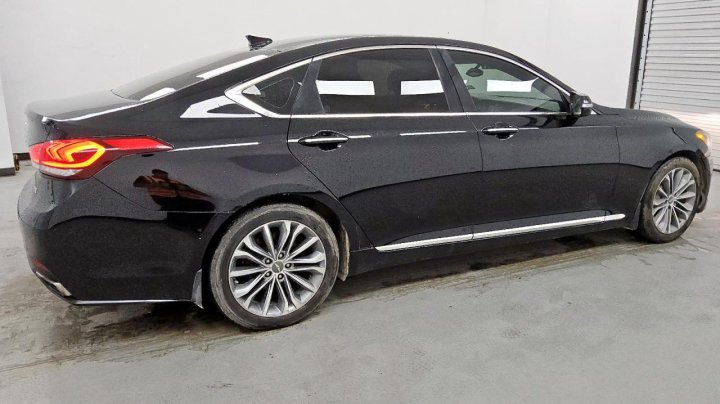 Hyundai Genesis 3.8L 2015
