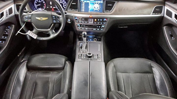 Hyundai Genesis 3.8L 2015