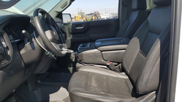 Chevrolet Silverado C1500 2023