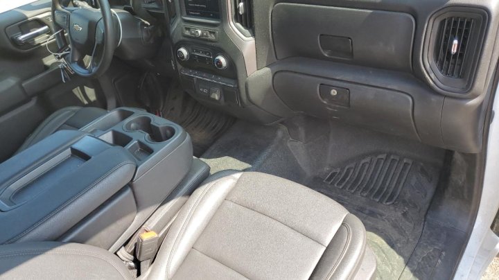 Chevrolet Silverado C1500 2023