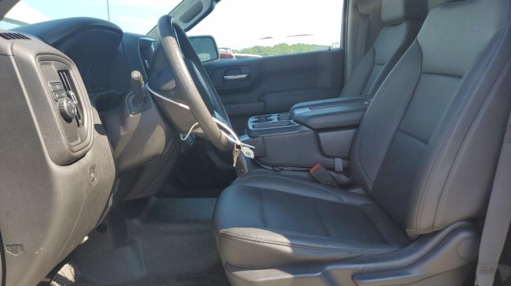 Chevrolet Silverado C1500 2023