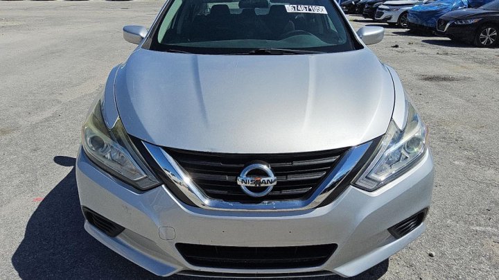 Nissan Altima 2.5 2016