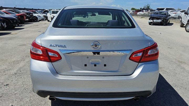 Nissan Altima 2.5 2016