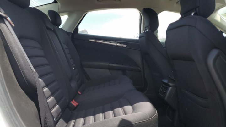 Ford FUSION SE HYBRID 2015