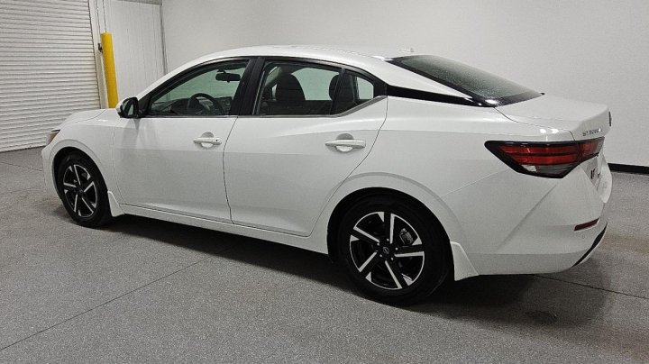 Nissan Sentra SV 2024