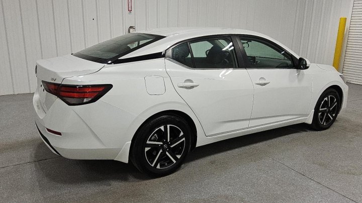 Nissan Sentra SV 2024