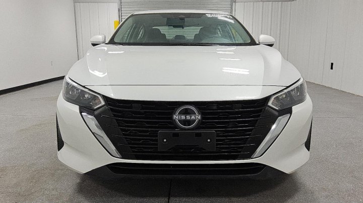 Nissan Sentra SV 2024