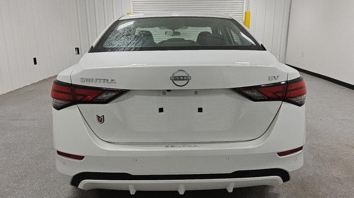 Nissan Sentra SV 2024