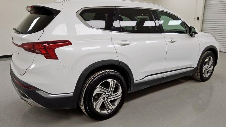 Hyundai Santa Fe SEL 2021