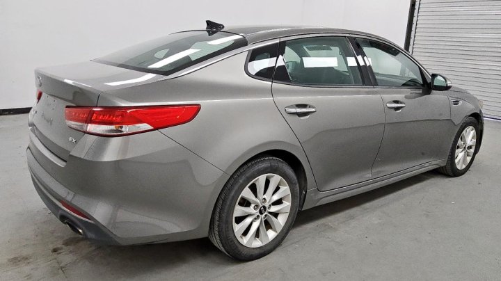 KIA Optima EX 2018