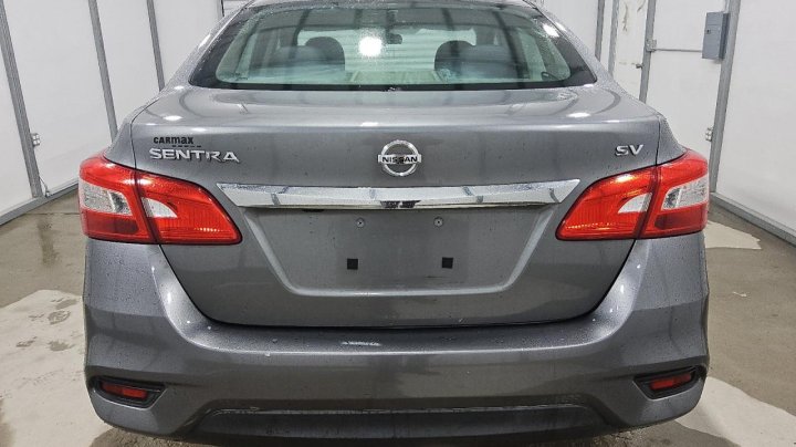 Nissan Sentra S 2017