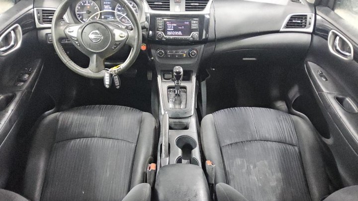 Nissan Sentra S 2017