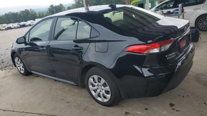 Toyota Corolla LE 2025