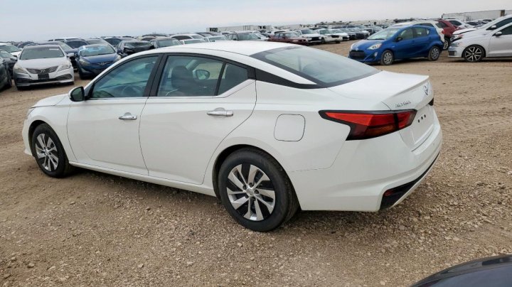 Nissan Altima S 2021