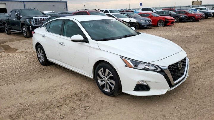 Nissan Altima S 2021