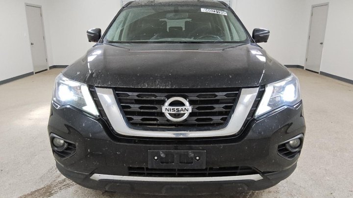 Nissan Pathfinder S 2019