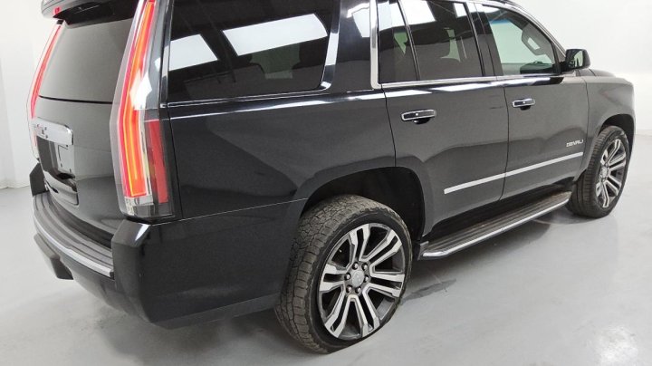 GMC YUKON DENALI 2017