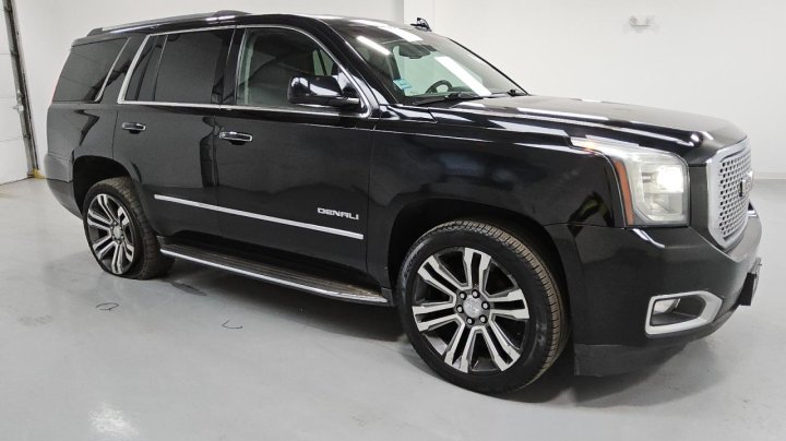 GMC YUKON DENALI 2017