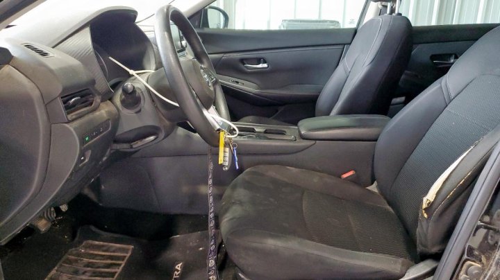 Nissan Sentra S 2022