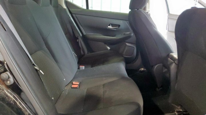 Nissan Sentra S 2022