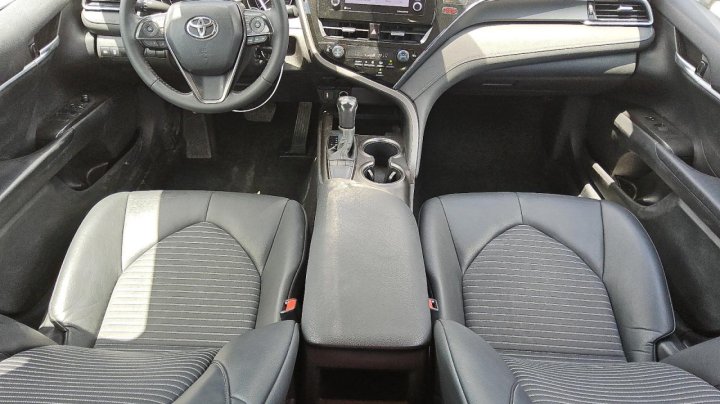 Toyota Camry SE NIGHT SHADE 2023
