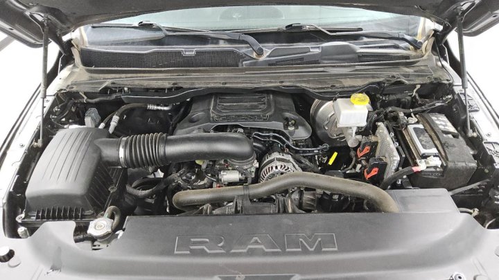 RAM 1500 LARAMIE 2021