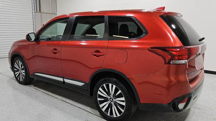 Mitsubishi Outlander SE 2019