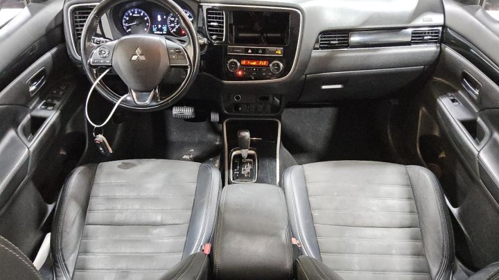 Mitsubishi Outlander SE 2019