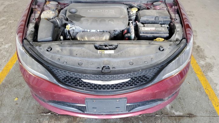 CHRYSLER 200 S 2015