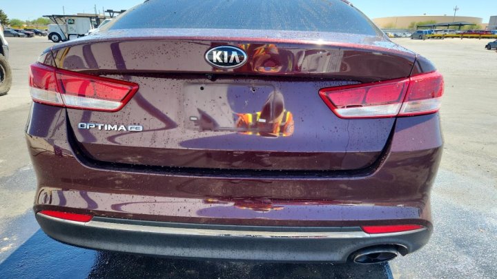 KIA Optima LX 2016
