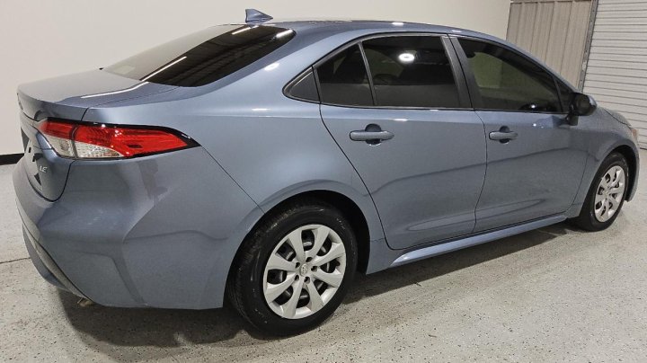 Toyota Corolla LE 2021
