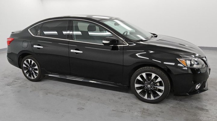 Nissan Sentra S 2017