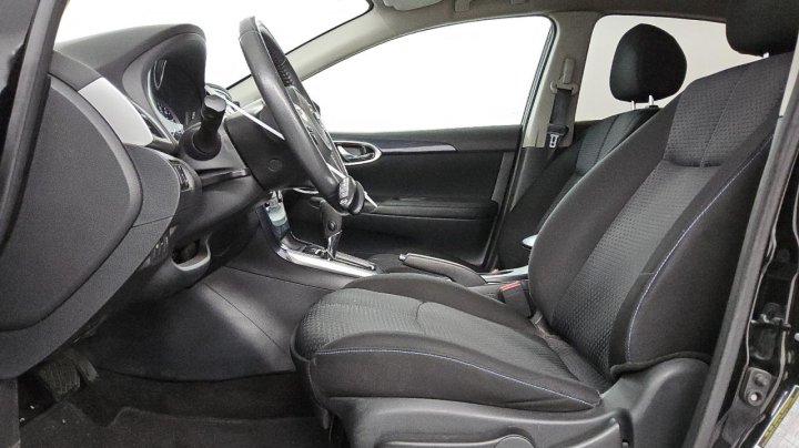 Nissan Sentra S 2017