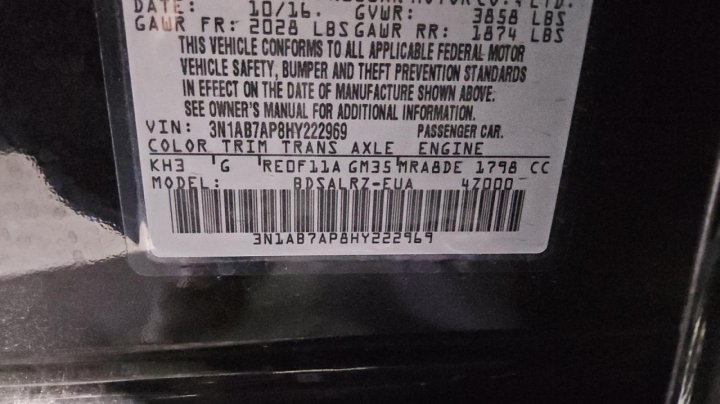 Nissan Sentra S 2017