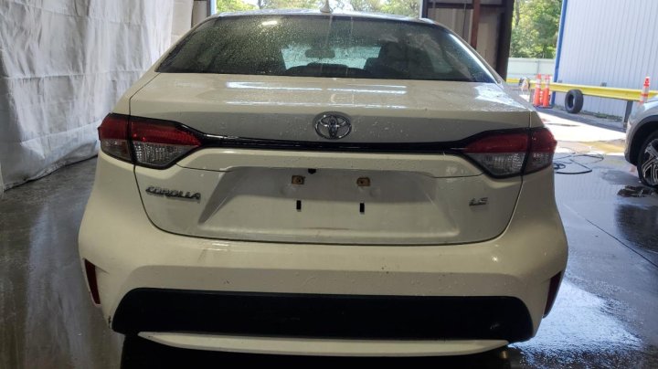 Toyota Corolla LE 2020