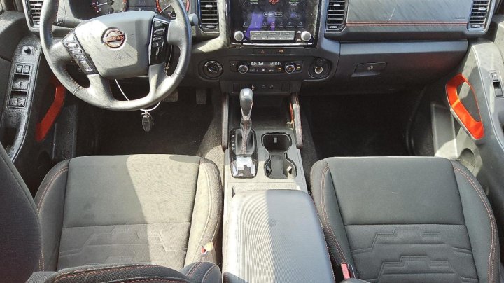 Nissan Frontier S 2023