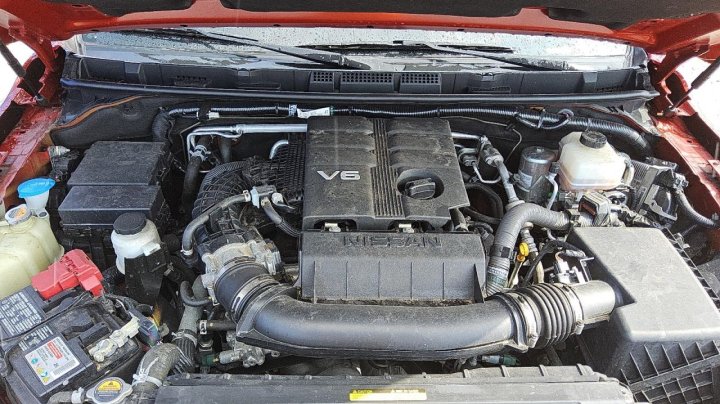 Nissan Frontier S 2023