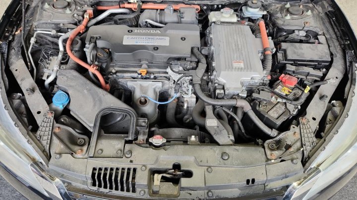 Honda Accord TOURING HYBRID 2015