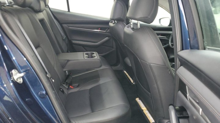 Mazda 3 SELECT SPORT 2025