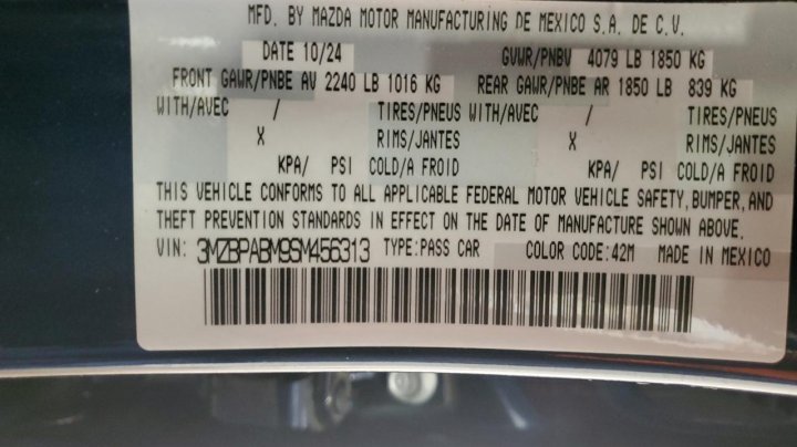 Mazda 3 SELECT SPORT 2025