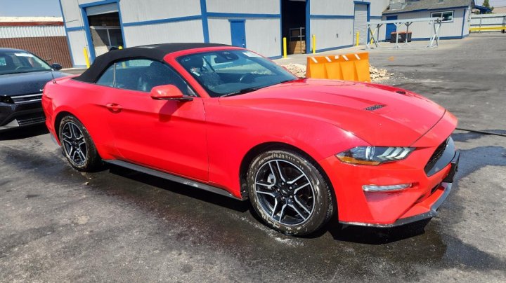 Ford MUSTANG  2023