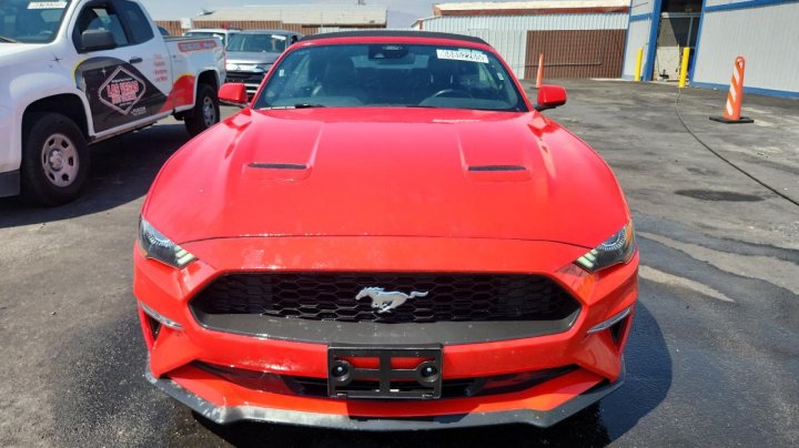 Ford MUSTANG  2023