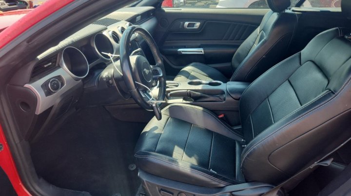 Ford MUSTANG  2023