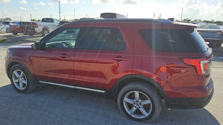 Ford Explorer XLT 2018