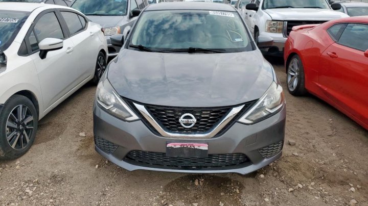 Nissan Sentra S 2016