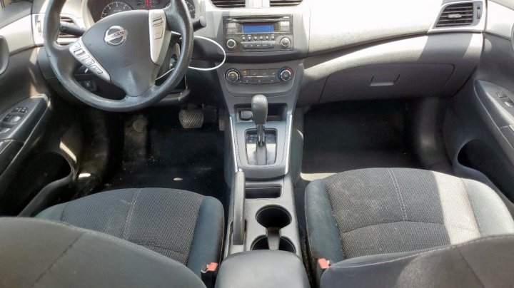 Nissan Sentra S 2016